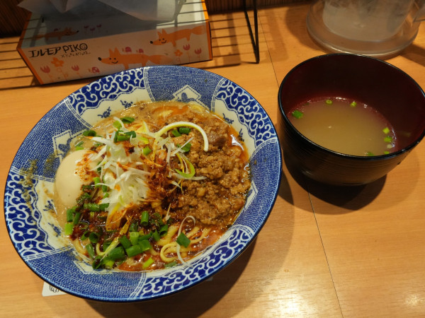 「汁なし担々麺＋白スープ」@中華そば 虎桜の写真