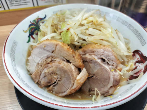 「ミニラーメン」@ラーメン豚山 金沢文庫店の写真