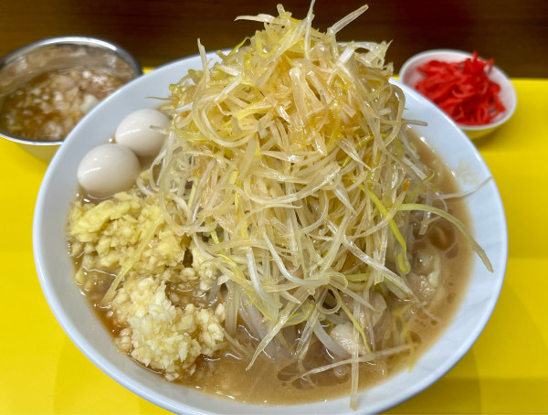 「1番セット(ラーメン 小 200g 味ネギ 生姜 ポン酢おろし)」@豚が1番⭐︎脂が2番の写真