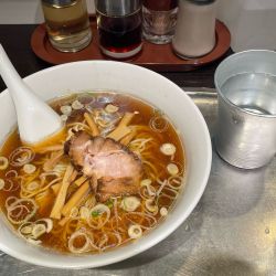 ラーメン小¥900