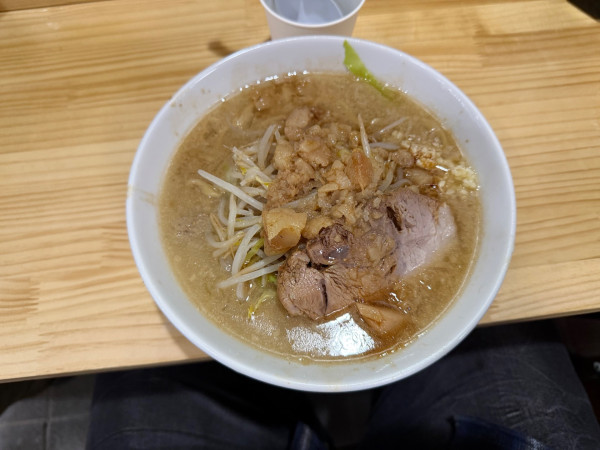 「ミニ夢ラーメン(150gニンニク少しヤサイ少なめ)1050円」@明日へ向かっての写真