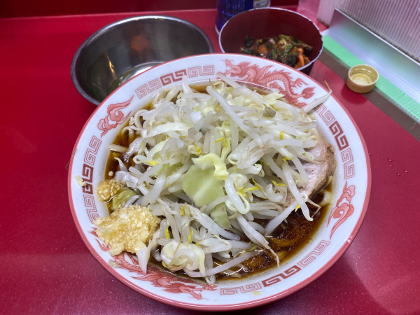 「ラーメン豚１枚」@ラーメン二郎 越谷店の写真