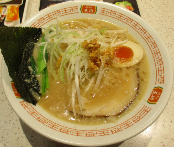 「極王餃子の王将ラーメン　980円」@餃子の王将 武蔵境駅前店の写真