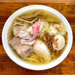 塩まるとくらーめん