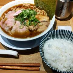 おダシと銀しゃり 中華そば 新たの画像