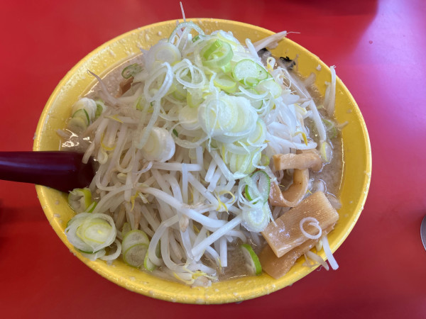 「らーめん＋トッピングもやし　1150円」@らーめん弁慶 浅草本店の写真