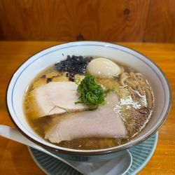 貝だし醤油ラーメン全部のせ 1100円