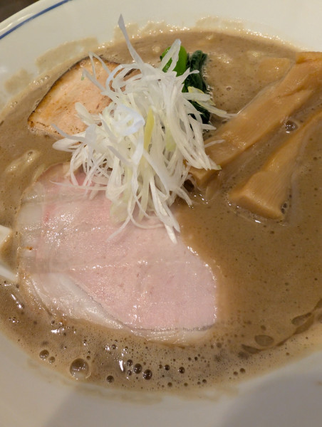 「濃厚中華そば」@麺や たけ田の写真