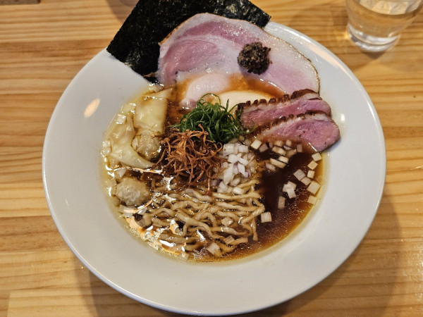 「青森シャモロックのサオタンスープトリュフのデュクセルを添えて」@中華そば いち松の写真