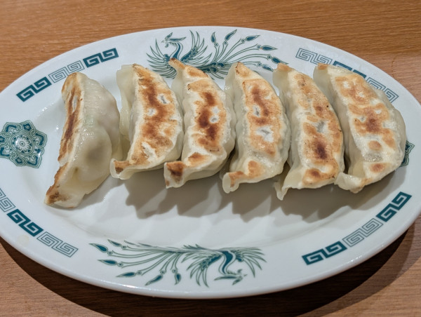 「餃子（300円）」@日高屋 鴻巣下忍店の写真