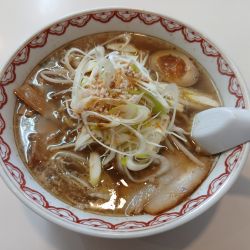 ネギ拉麵 800円