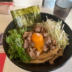 刻み焼豚醤油まぜそば