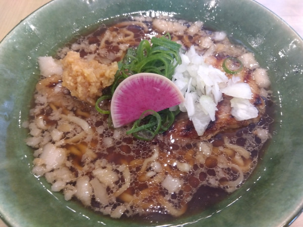 「背脂寒川ジンジャー醤油ラーメン(1300円)」@福朗の写真