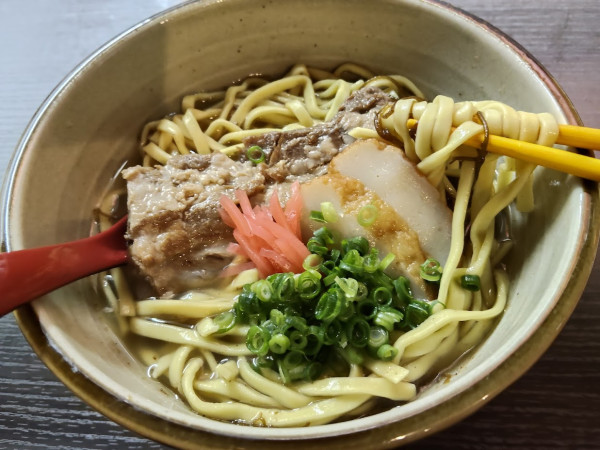 「ランチ 王朝そば(950)」@炭火串焼こいこいの写真