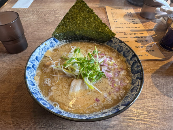 「煮干し鶏そば」@路地裏チキン BonBonの写真