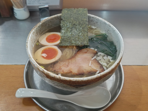 「鶏味玉しお　980円」@麺屋 才蔵の写真