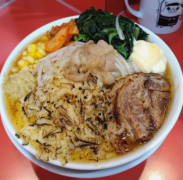 「最強の味噌らーめんミニ＋炙りチーズ､ほうれん草､マヨ」@麺屋 桐龍 久喜店の写真