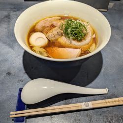 醤油RAMENプレミアム