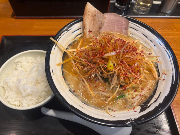 「辛ネギ味噌ラーメン」@川岸ボンゾNOODLESの写真