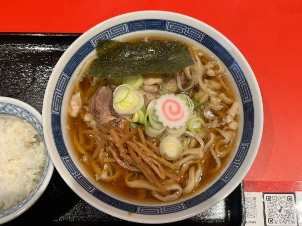 「ラーメン 麺量200g   1,000円」@イッチャンラーメンの写真