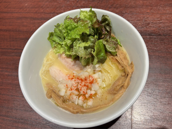 「濃厚鶏そば」@中華そば 輝羅の写真