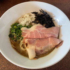 2番ライト 煮干男の写真