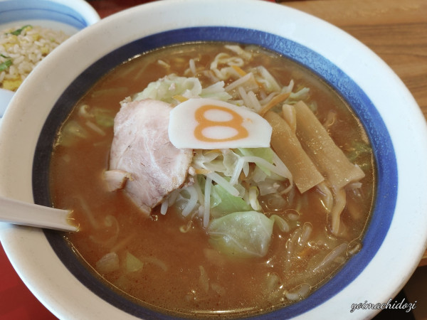 「味噌らーめん（Ｂセット）」@8番らーめん 飯田インター店の写真