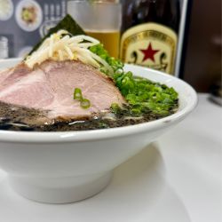 黒らーめん