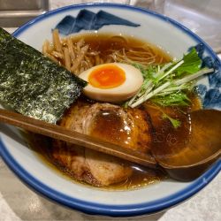 醤油らーめん（まろ味+全粒粉入極細麺+炙りチャーシュー）1,19