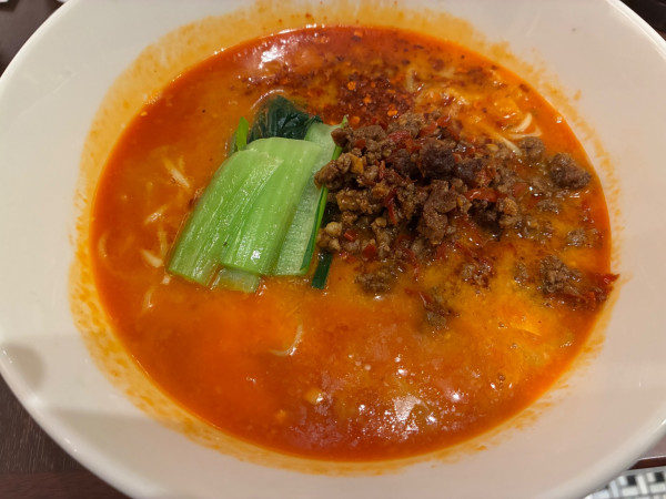 「激辛肉味噌担々麺」@日比谷園の写真