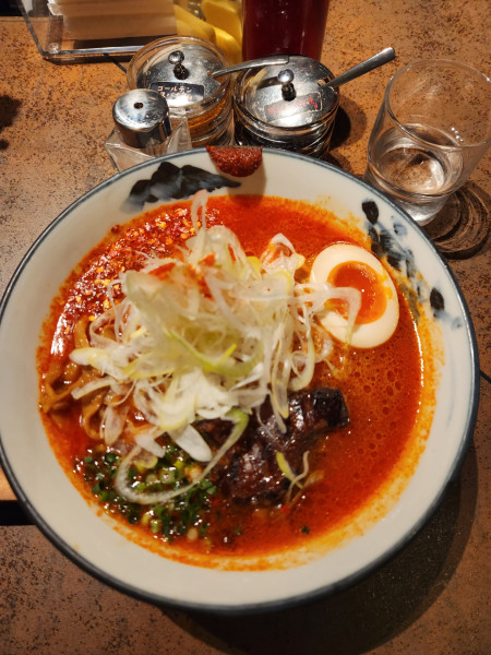 「柚子辛紅らーめん３丁目」@AFURI 辛紅 原宿の写真