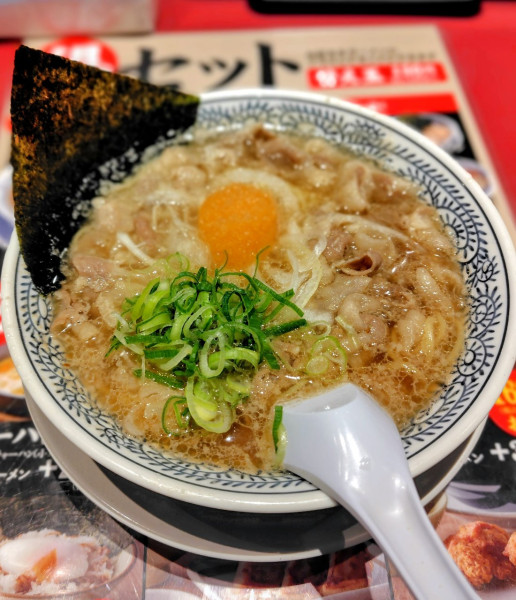 「熟成醤油肉そば 825円」@丸源ラーメン 品川シーサイド店の写真