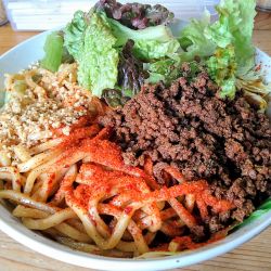 汁なし担々麺 大