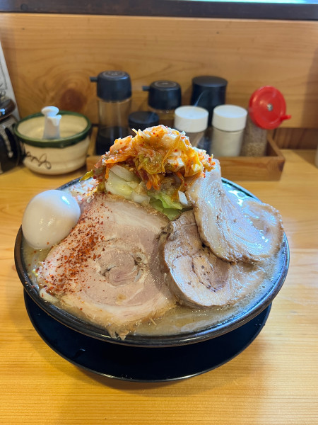 「ガチブタラーメン特製キムチあり」@我一豚の写真