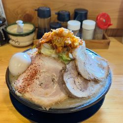 ガチブタラーメン特製キムチあり
