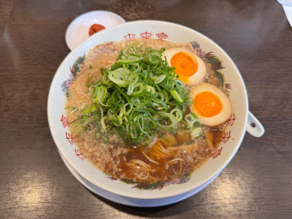 「味玉ラーメン」@来来亭 野洲本店の写真