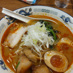 辛中華そば　1200円