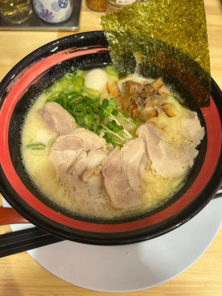 「鶏白湯ラーメン絢爛 1,310円」@麺房 あんよんの写真