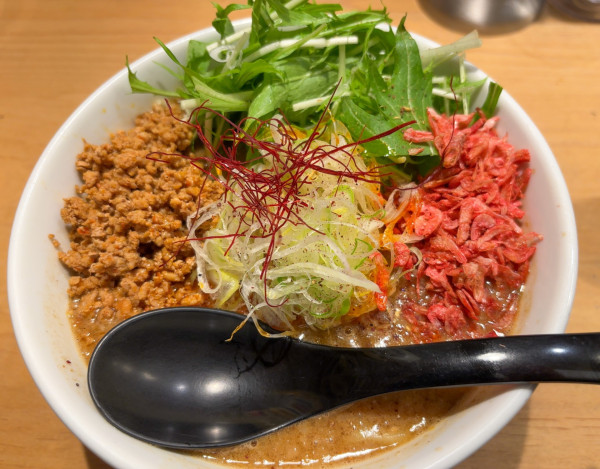 「濃厚胡麻みそ担々麺」@らーめん 雅楽 GARAKUの写真