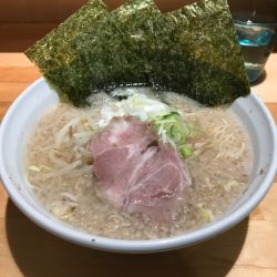 ラーメン 細麺 950円