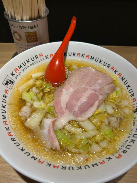 「おいしいラーメン（中盛）」@どうとんぼり神座 グランスタ八重北店の写真