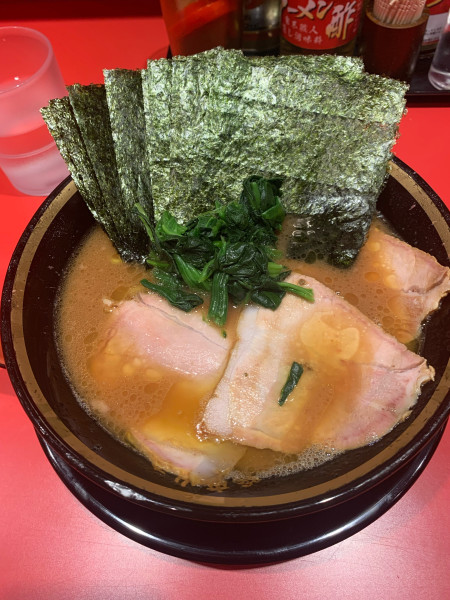 「ラーメン海苔増し」@環2家 川崎店の写真