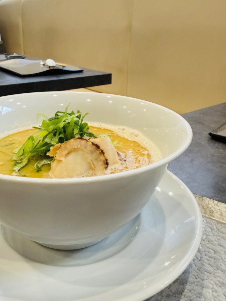 「ほたて味噌中華蕎麦」@宍道湖しじみ中華蕎麦 琥珀 池袋店の写真