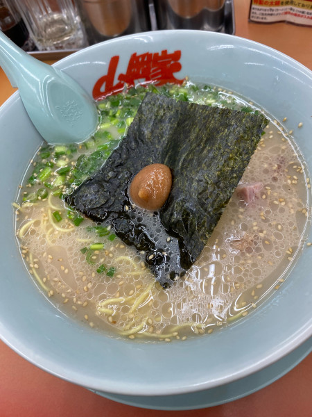 「朝ラーメン570」@ラーメン山岡家 鷲宮店の写真