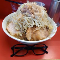 ぶたラーメン(野菜・あぶら)
