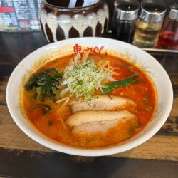 辛みそ中辛らーめん 820円