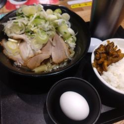 油そば＋ライスお変わり自由