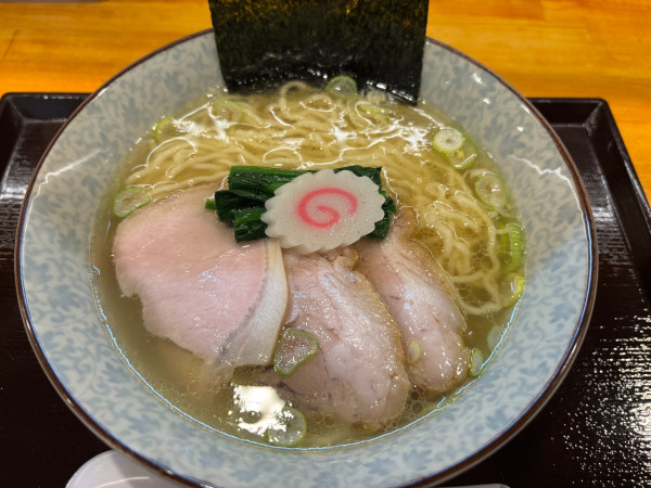 「生姜塩ラーメン」@ハちゃんラーメン 新橋店の写真