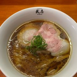 手打ち麺　醤油