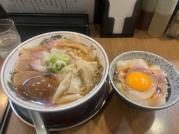 「特製醤油ラーメン」@MENクライの写真